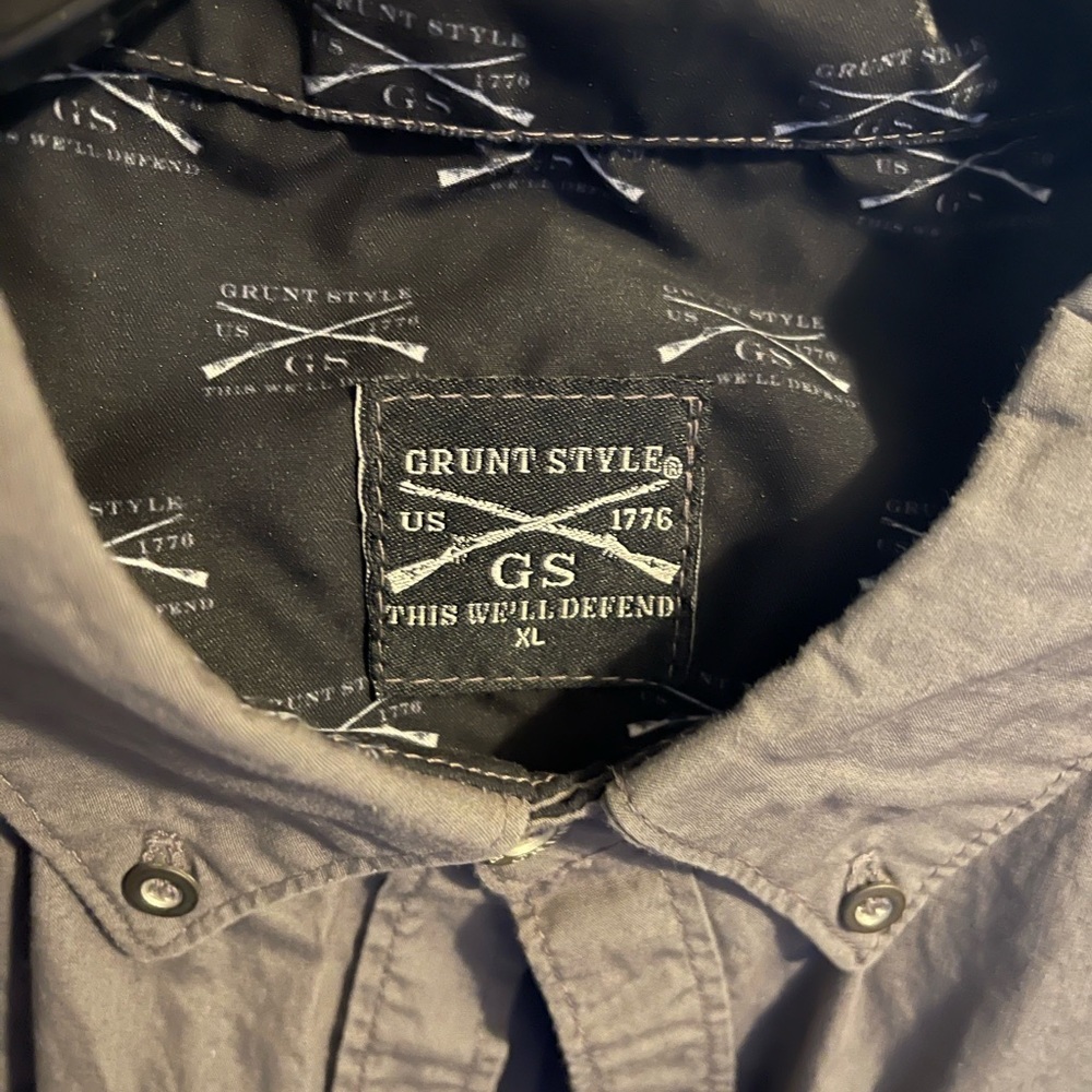Grunt style dress shirt
